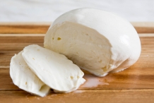 Mozzarella-cheese-2