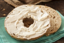Wheat bagel  with Cream cheese