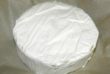 Wheel-of-Brie-cheese
