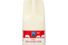 Bottle of Skimmed milk